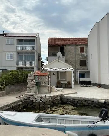 Zlatko Appartement Betina (Sibenik-Knin)